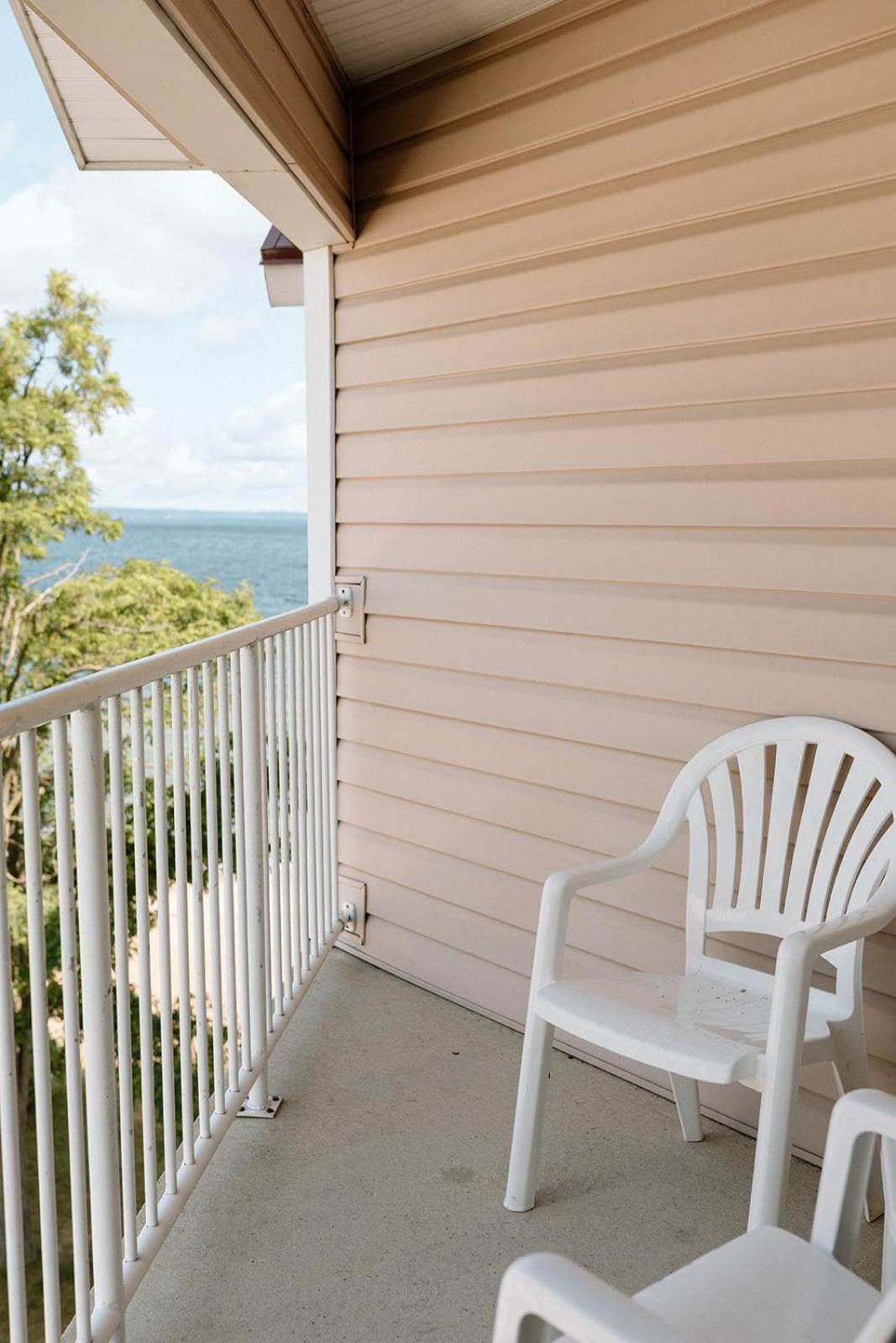 Bayshore Resort トラバーズ・シティ エクステリア 写真