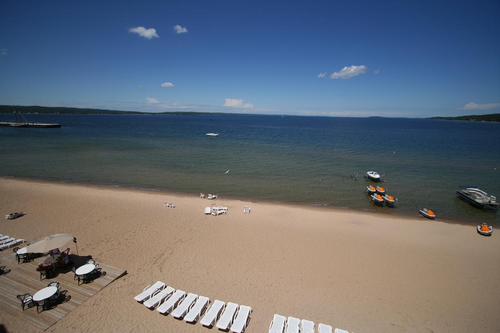Bayshore Resort トラバーズ・シティ エクステリア 写真